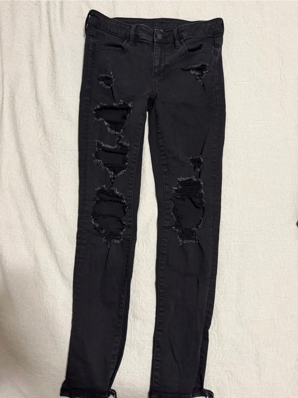 American Eagle Outfitters Black Distressed Skinny Jeans